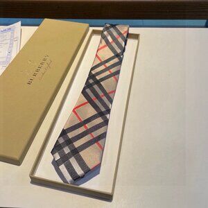Burberry Men Classic Tie